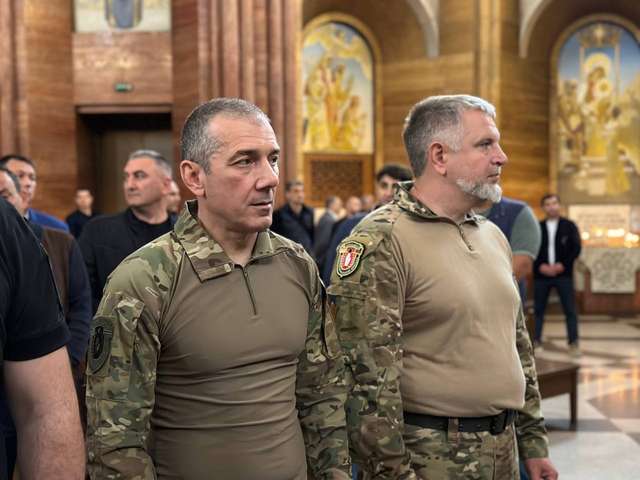 Шойгу дозволив сформувати вірменський батальйон «Арбат»_4