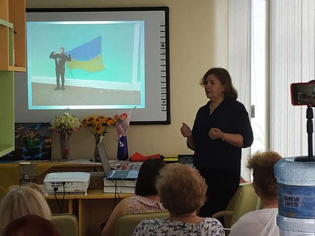 Полтавців познайомили із творчістю Степана Чубенка_9