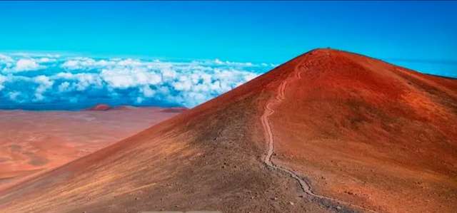 Вид на вершину Мауна-Кеа.