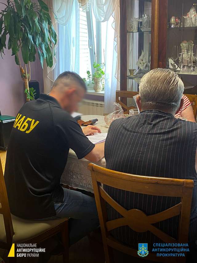 НАБУ та САП викрито міжнародну корупційну схему на пів мільярда гривень збитків_1