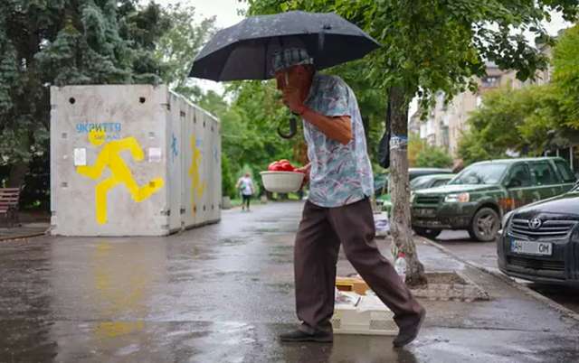 Майже половина населення Слов'янська досі чекає на прихід окупантів_1