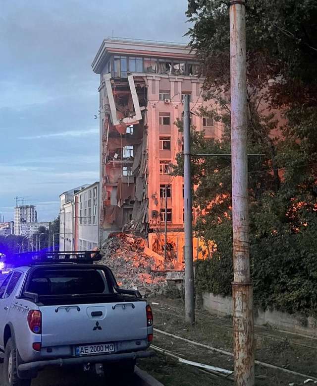 2 російські ракети типу «Іскандер» вдарили по Дніпру, – ОВА_1