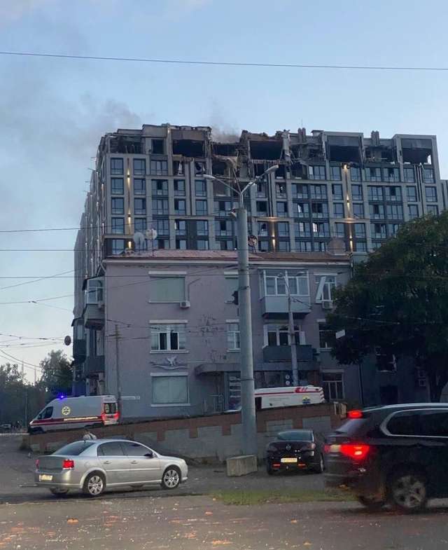 2 російські ракети типу «Іскандер» вдарили по Дніпру, – ОВА_3