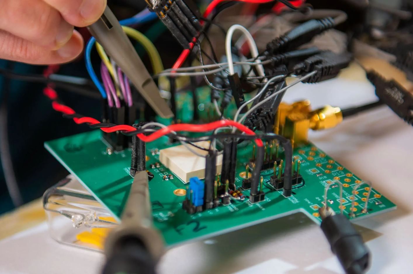 Атомні годинники допоможуть у пошуку темної матерії_1