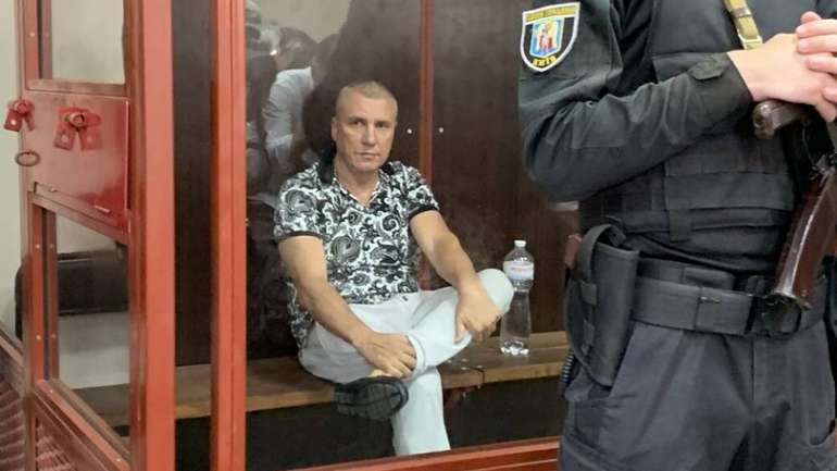Спільник військкома Євгена Борисова втік за кордон