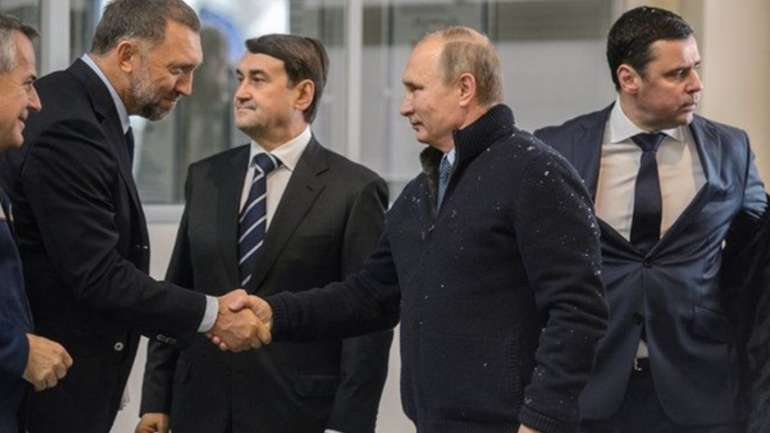 Десятки російських олігархів досі володіють активами в Україні