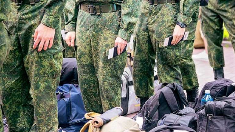 Вбити українців руками українців: росіяни мобілізують чоловіків Луганщини