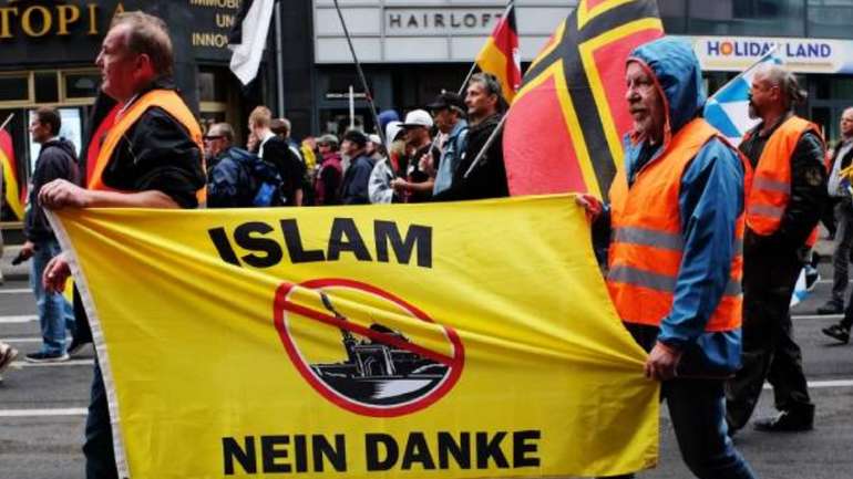 російські спецслужби здійснюють у Європі акції з осквернення Корану