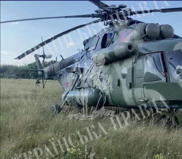 Російський гелікоптер Мі-8 приземлився на Харківщині. Але є нюанс..._4