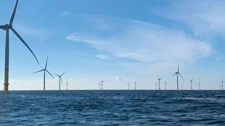 Норвегія відкрила найбільшу в світі плавучу вітроелектростанцію