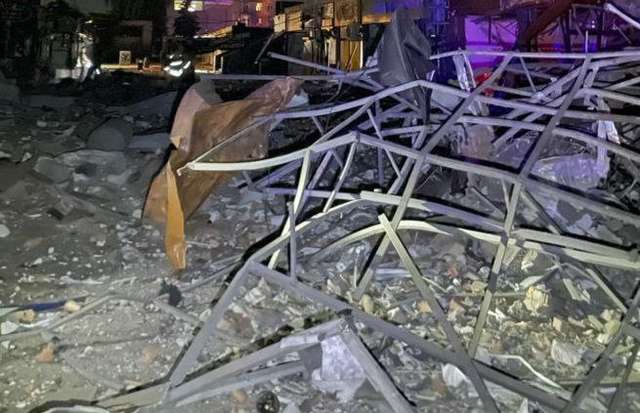 Вночі окупанти завдали ракетного удару по Дніпру_7