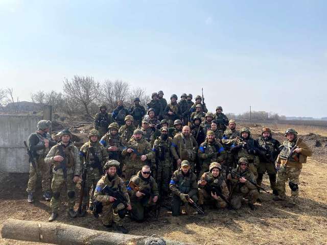 Песимізм передчасний, українські захисники перемелюють окупантів_1