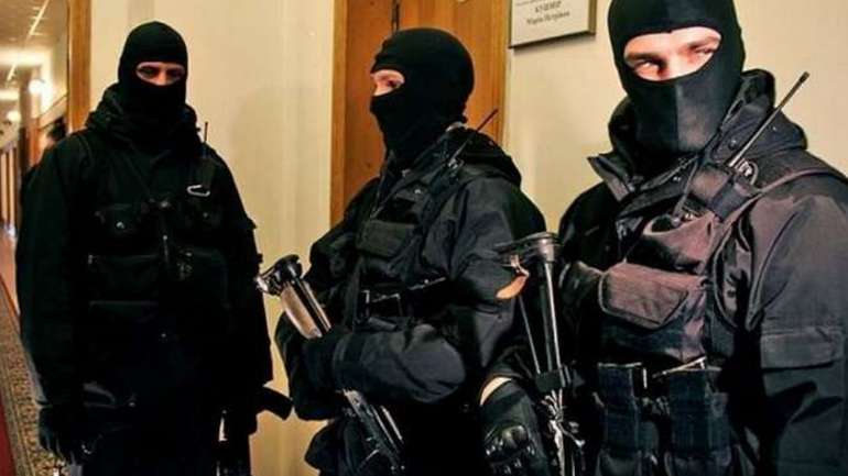 Поліція вигадала схему, як робити «маски-шоу» без причини