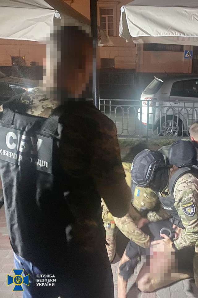 СБУ та Нацполіція затримали у Полтаві Романа Заволоку_7