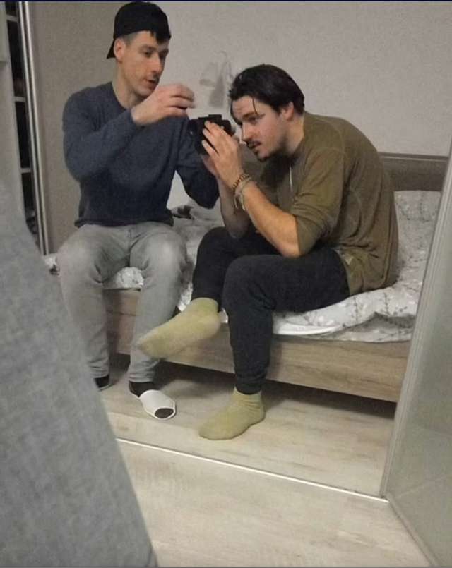 Ден та Сем Ньюї