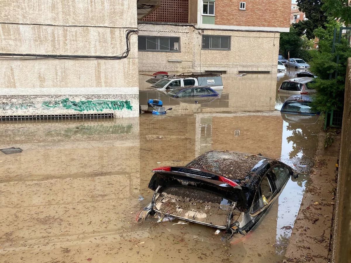 Нищівні зливи в Іспанії призвели до смертей і хаосу