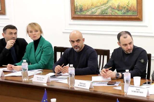 Шуляк знищила офіційні документи Верховної Ради_1