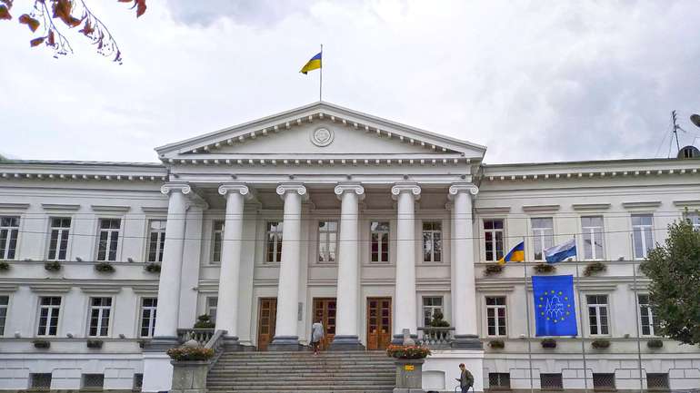 Сьогодні відбувається 39-та сесія Полтавської міської ради 8-го скликання.