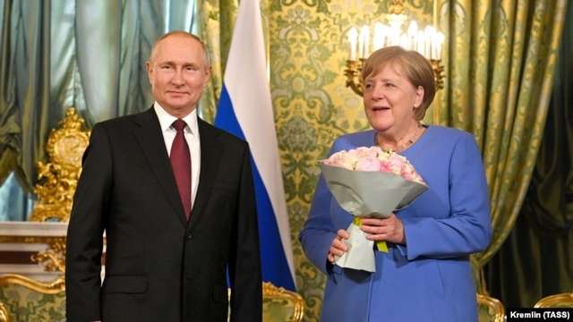 Президент Росії Володимир путін і канцлера Німеччини Ангела Меркель у Кремлі. Москва, Росія. 20 серпня 2021 року 
