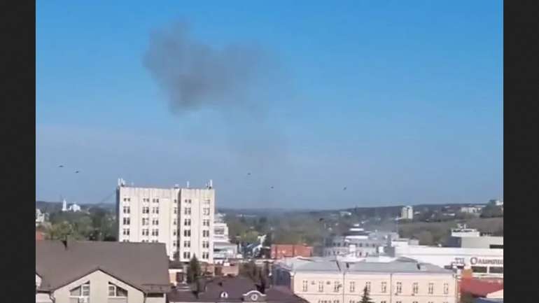 Український безпілотник атакував будівлю ФСБ в Курську