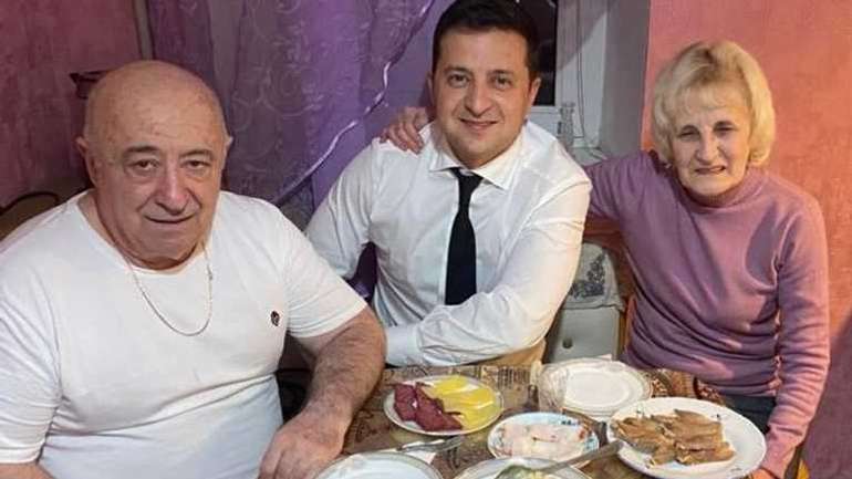 Шмигаль призначив Зеленському стипендію Кабміну