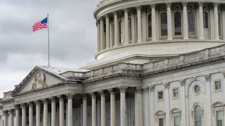 Сенат США обговорює виділення до $100 млрд для України