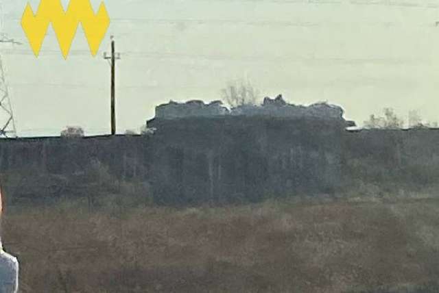 Довкола окупованої Євпаторії росіяни зводять фортифікації_1