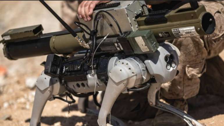Піхотинці встановили на робота-собаку Unitree Go1 гранатомет M72AS