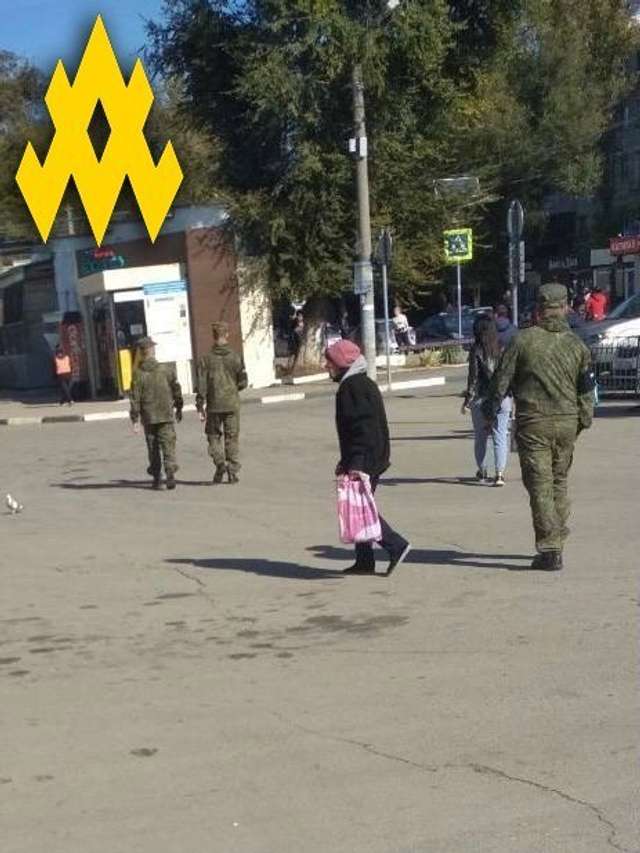 В окупований Джанкой завезли нову партію гарматного м'яса з росії_3