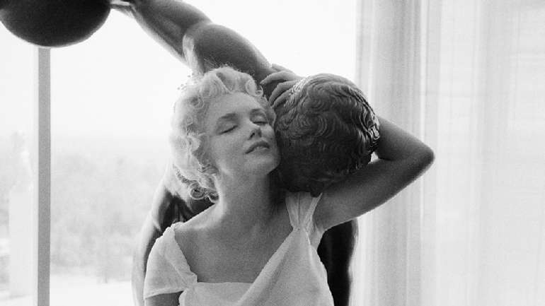 Космос — це краса, а краса найповніше виражає ідею