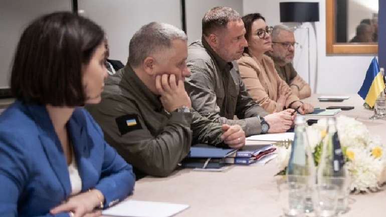 Єрмак зустрічався з кремлівськими кураторами на Мальті?