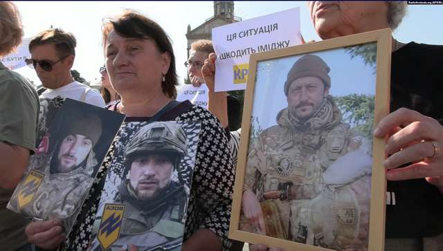 Акція «Голоси полеглих Героїв» на майдані Незалежності у Києві. 26 вересня 2023 року