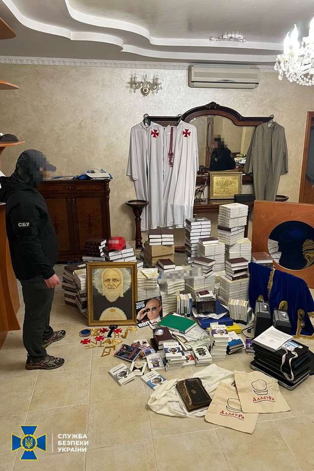 Російським пропагандистам з секти «АллатРа» загрожує до 15 років ув'язнення_7