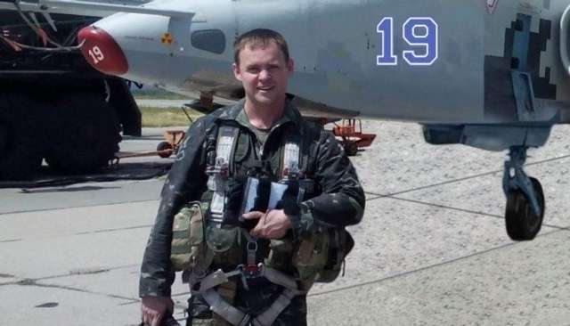 299-та бригада тактичної авіації вшанувала пам’ять своїх загиблих пілотів_14