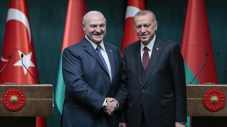 Лукашенко просить Ердогана всадовити Зеленського за кремлівський стіл