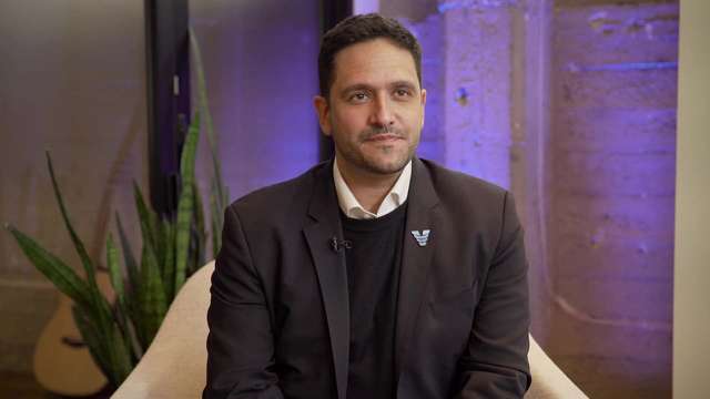 Співзасновник і генеральний директор Viz.ai Кріс Мансі.