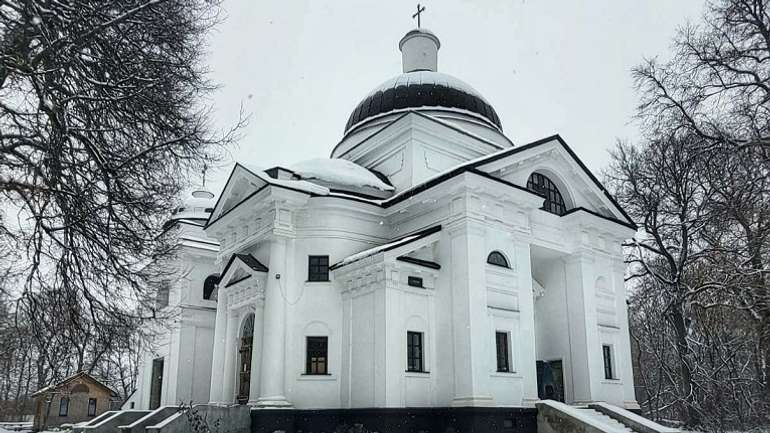 На Чернігівщині громада відновила знищений росіянами храм