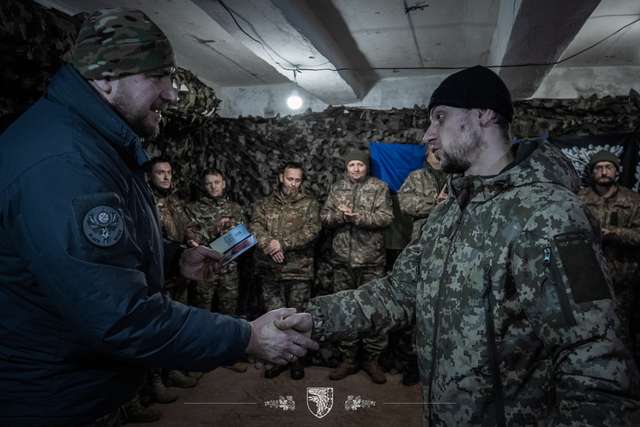 Фронтовиків нагородили відзнаками Головнокомандувача ЗСУ_12