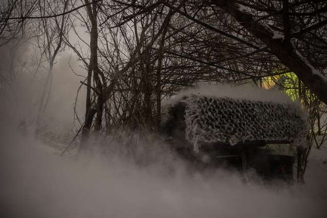 Українські захисники вибивають росіян із Бахмута_5