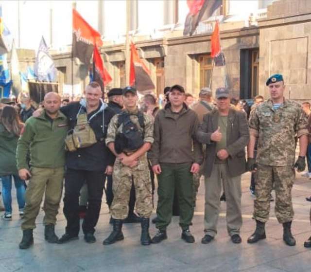 Друг «Тур» — перший у житті, у горнилі борні та у смерті_19