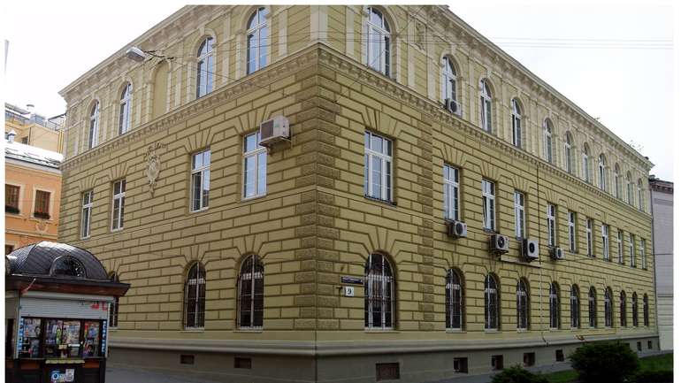 Батько очільника Львівської ОДА приватизує історичну будівлю у центрі Львова