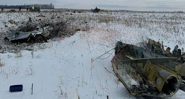 Військовий літак Іл-76 упав у Бєлгородській області_1