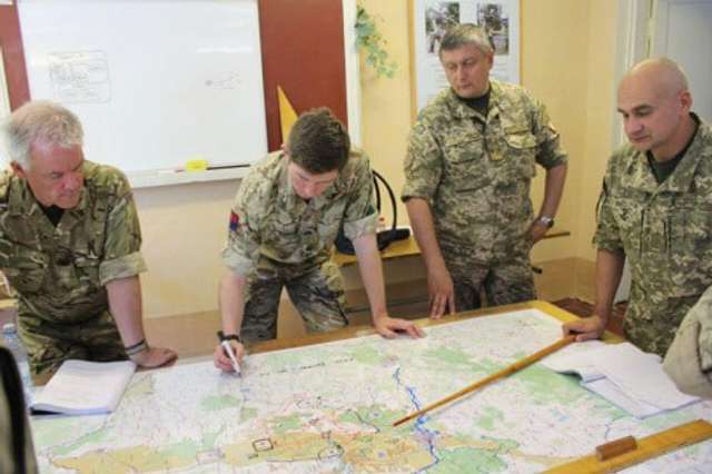 Воюватимуть усі, по-англійськи..._1