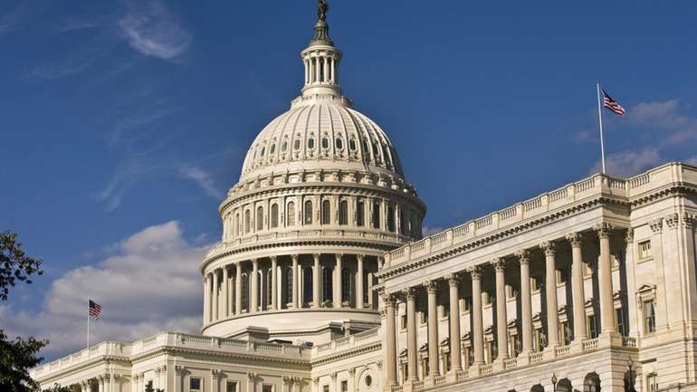Сенат США схвалив законопроєкт щодо допомоги Україні
