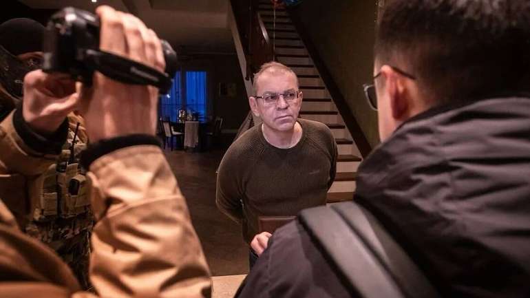 У Кремлі знову свято. Багато свят у них останнім часом.