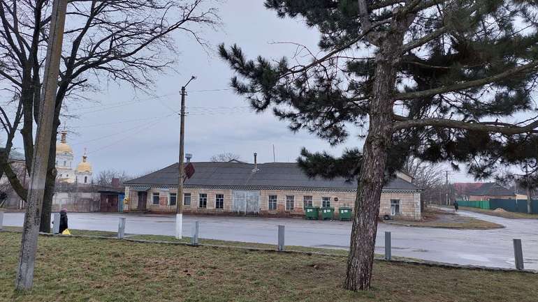 Диканський молокозавод став небезпечним місцем для людей і тварин