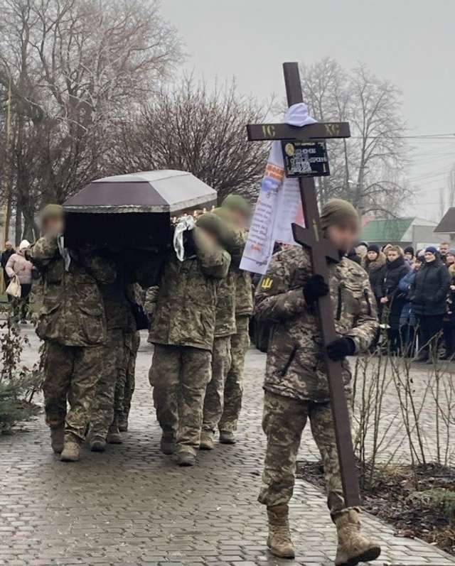 Глобинська громада попрощалася із захисником Сергієм Кононовим_1
