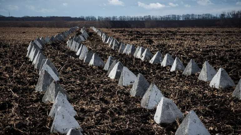 Урок Авдіївки: Україна має закопуватися у бетон, аби не програти