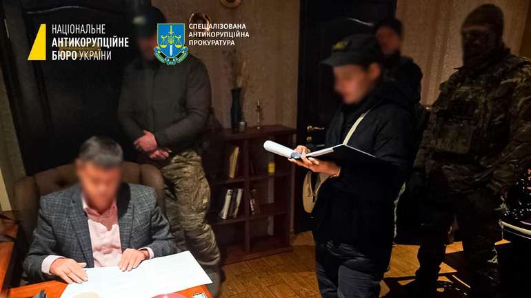 НАБУ і САП затримали заступника голови Запорізької обласної ради Владислава Куценка