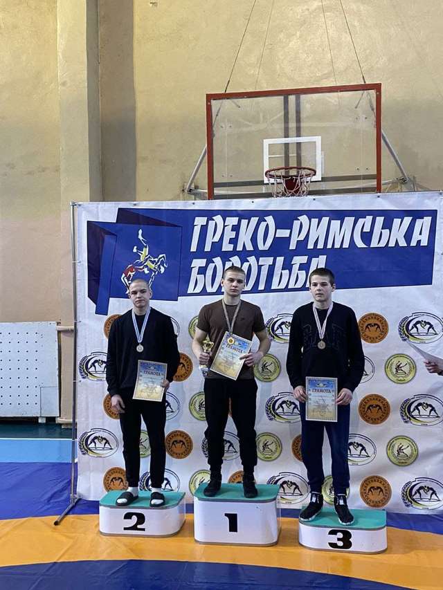 Греко-римські борці з'їхалися на зональний чемпіонат України до Лубен_3